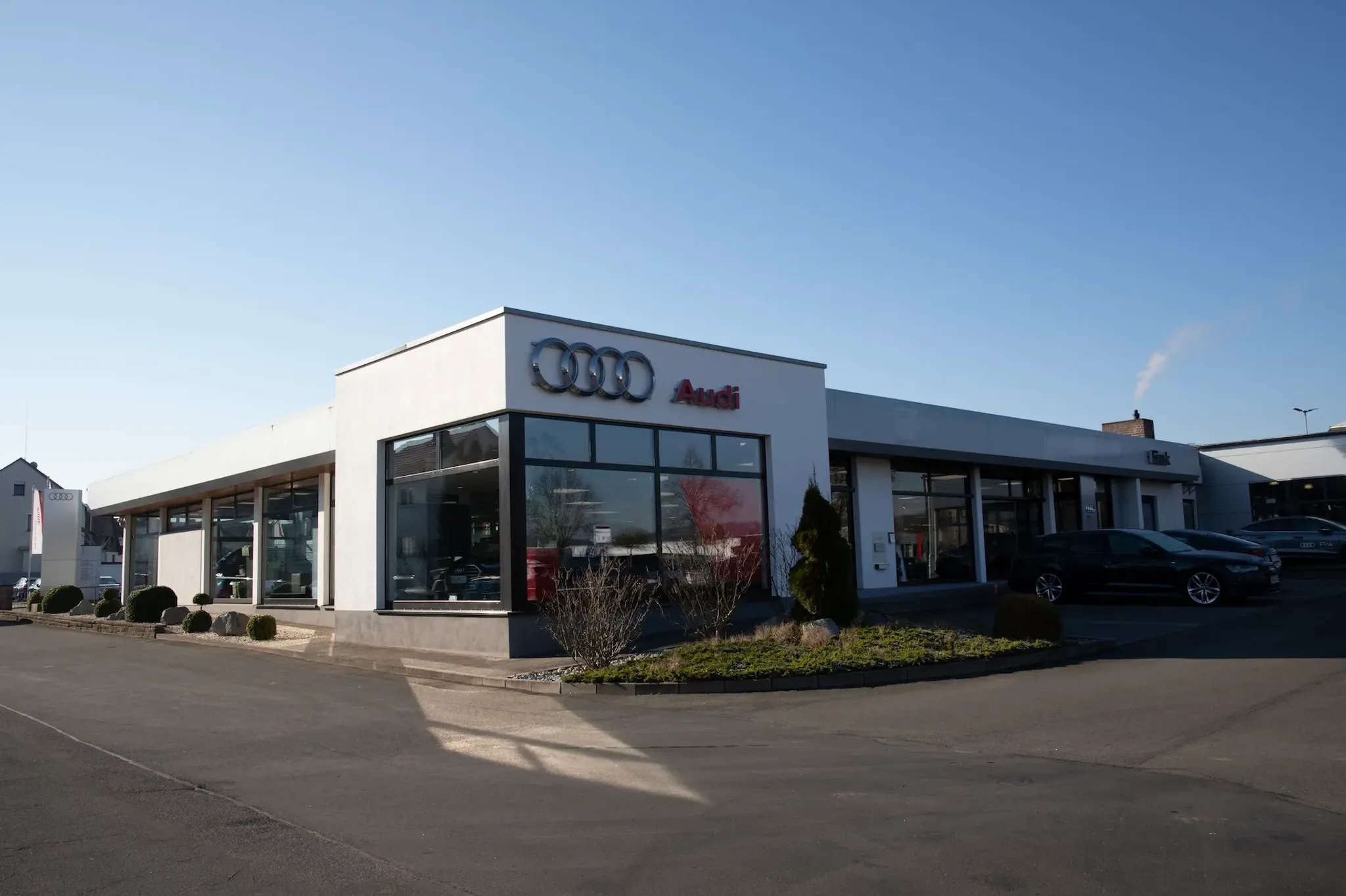 Autohaus Fink totale Ansicht