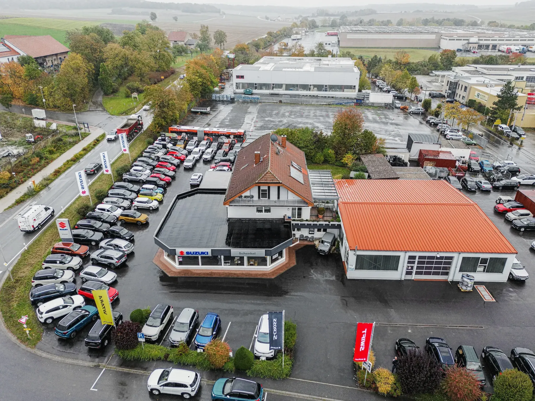 Autohaus Schenkel, schräg von oben