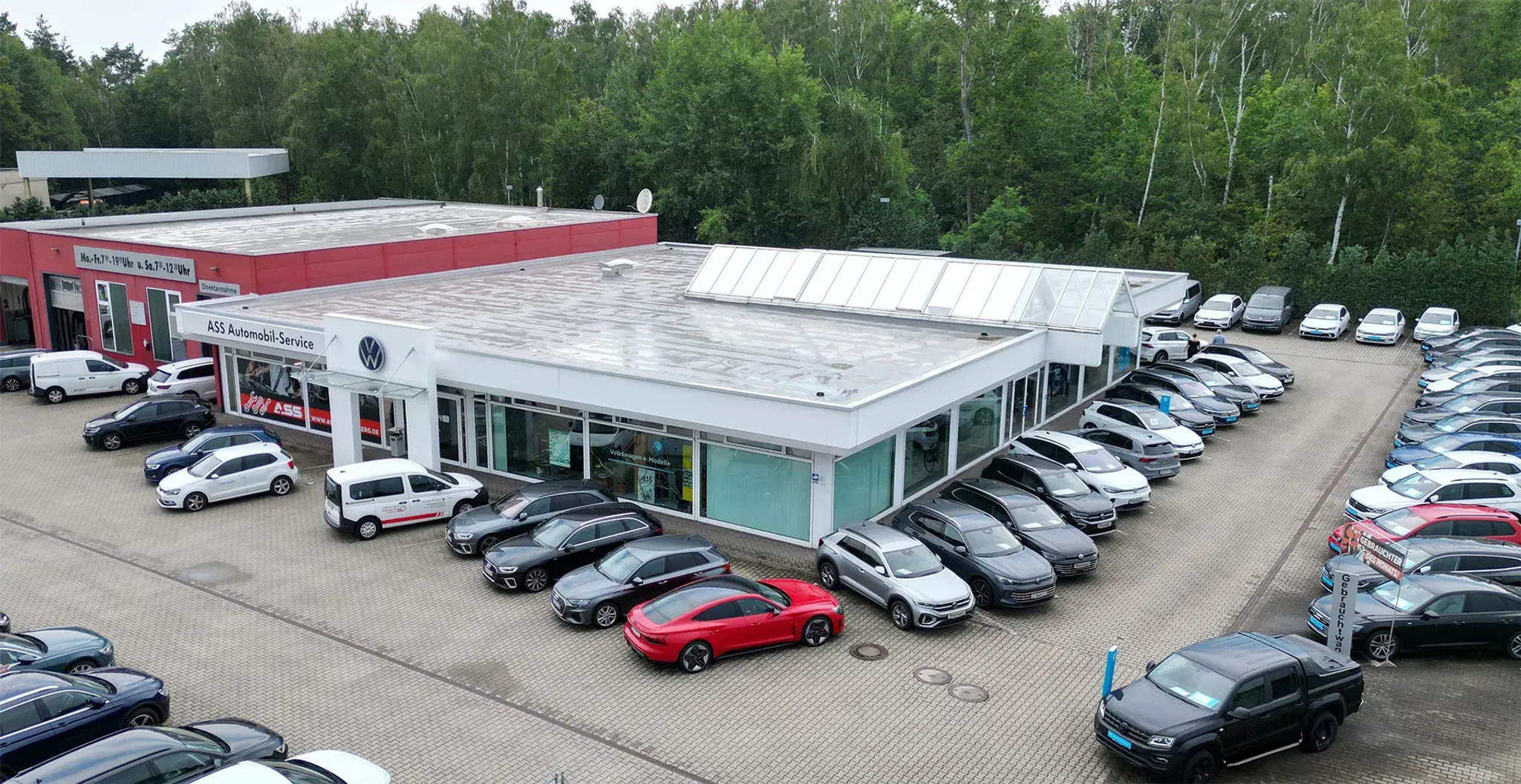 Luftbild vom Autohaus ASS